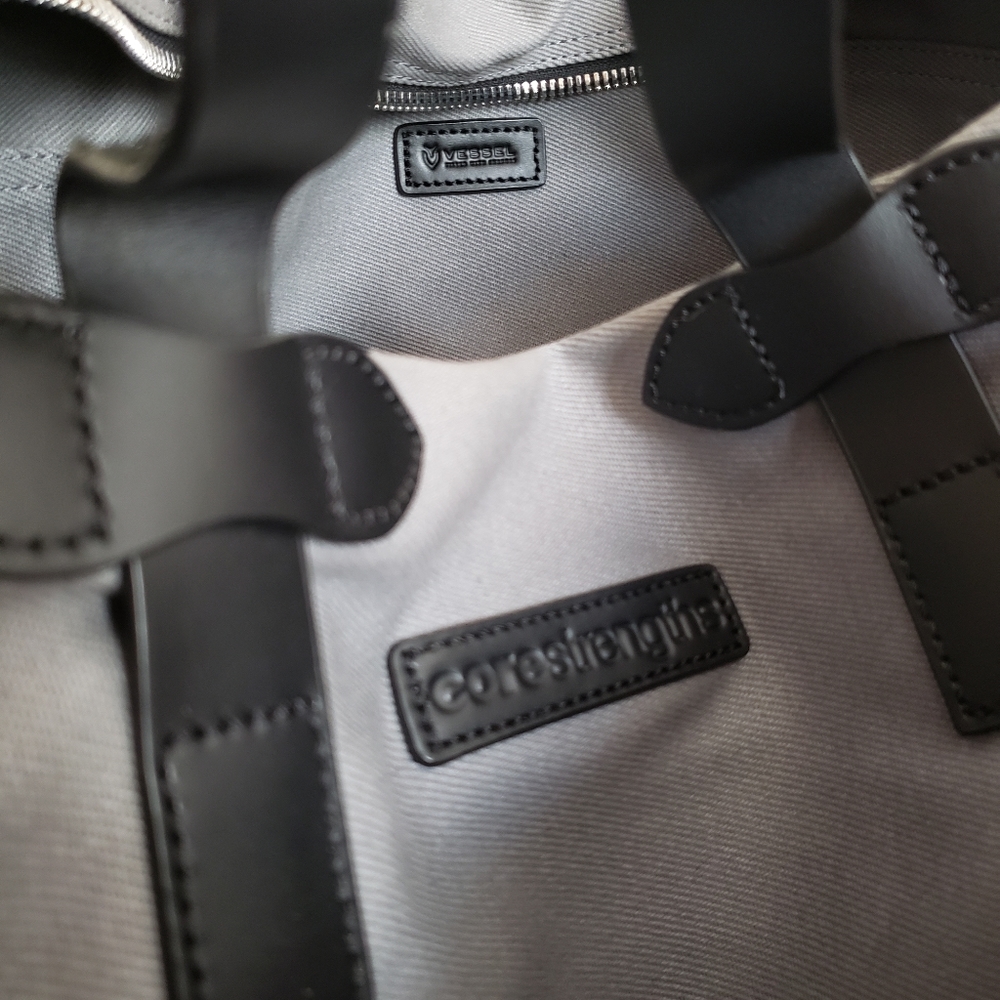 Brand new Vessel bag - Picture 4 of 10